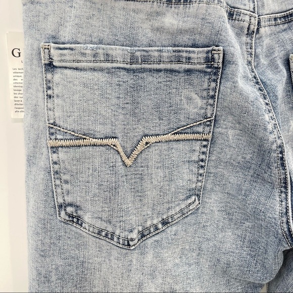 NWT Guess Avalon Modern Skinny Light Wash Jeans Size 31 x 32 - Picture 9 of 13